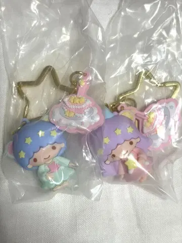 새상품 키키라라 산리오 시크릿 키링 2개 세트