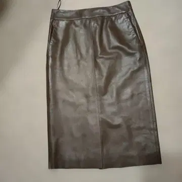 23구 다크 브라운 양가죽 타이트 스커트 36 사이즈 가죽
