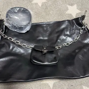 서브컬처 계열 숄더백