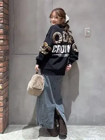 새상품 애니멀 인조 모피 아플리케 맨투맨 상의 선착순 즉시 구매 환영