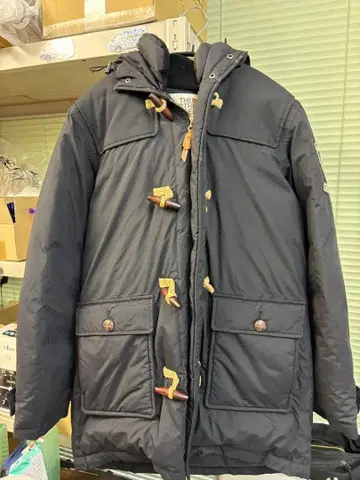 THE NORTH FACE 다크 그레이 다운 자켓