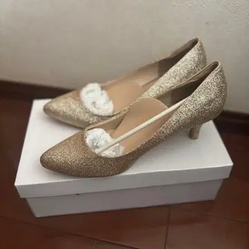 골드 글리터 펌프스 약 5cm 힐