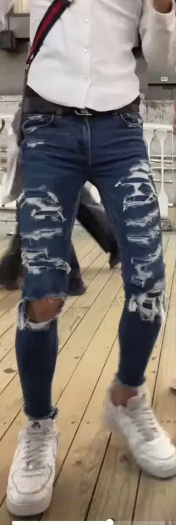 AMERICAN EAGLE 스키니 데님 데미지 가공