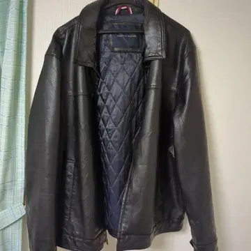 TOMMY HILFIGER 블랙 가죽 자켓