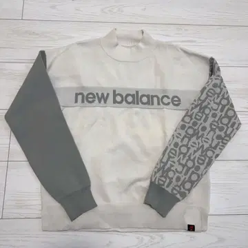 new balance 라이트 스웨터 화이트/그레이