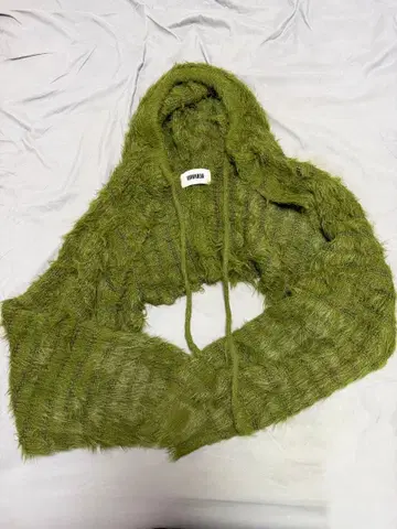 VIAVANDA 후드 부착 가디건