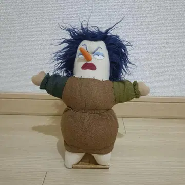 아야와 마녀 벨라야가 인형