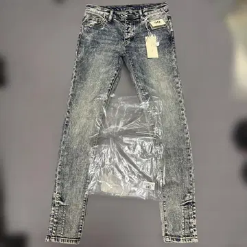 mnml B588 Straight Demim 30