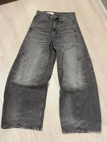 ZARA 벌룬 핏 청바지 그레이 EU 34 (JP 28)