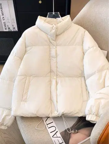 아이보리 퀼팅 숏 자켓