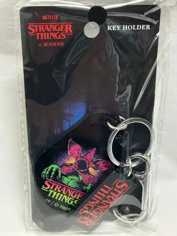 [ 미사용 새상품 ] 기묘한 이야기 3coins 콜라보 키링 3