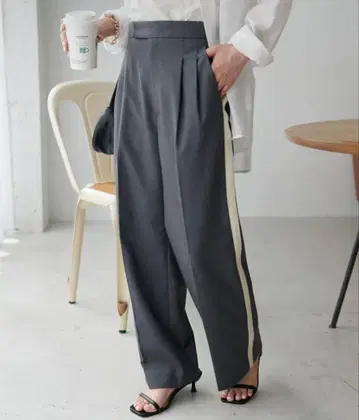 DISCOAT/턱 사이드 라인 팬츠