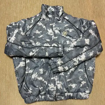 그레이 카모플라쥬 집업 자켓