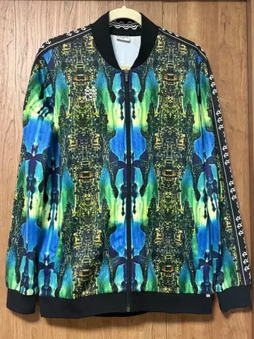 추상 패턴 집업 자켓