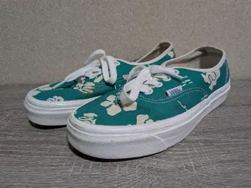 반스 하와이안 패턴 스니커즈