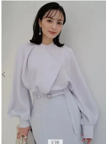 [ 새상품급 ] 아뉴앙스/카스케이드 프릴 블라우스