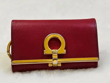 가죽 키케이스 와인 레드 금장 장식 포함