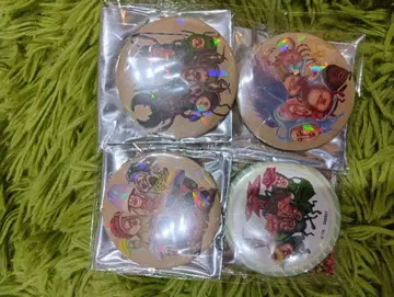 캐릭터 캔뱃지 4개 세트