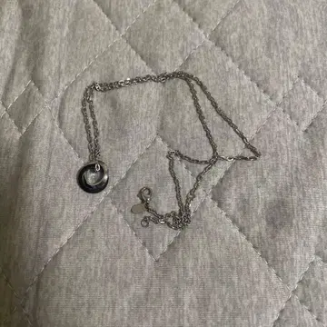 실버 원형 펜던트 목걸이