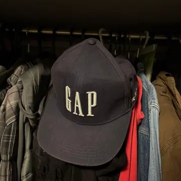 GAP 네이비 야구 모자