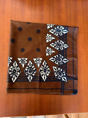 45R 실크 트윌 스카프 브라운 계열