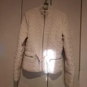 Armani Exchange 화이트 아이보리, 노카라 자켓 M