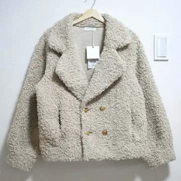 TITTY&CO. 더블 브레스트 보아 자켓 베이지