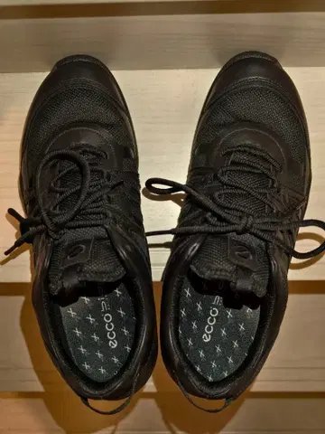 새상품급 ECCO biom c trail 43 27cm 블랙 네고 불가