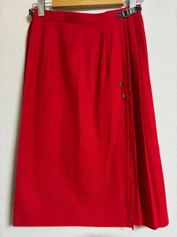 오닐 오브 더블린 빨간색 퀼트 스커트 38