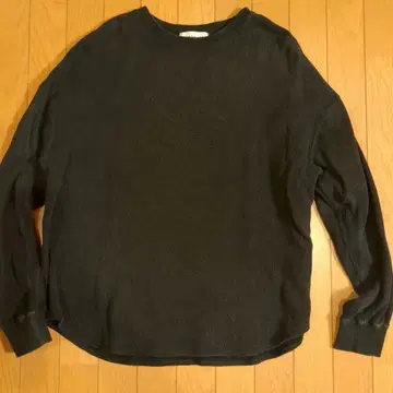 MEDE19F 케미컬 가공 와플 상의 블랙