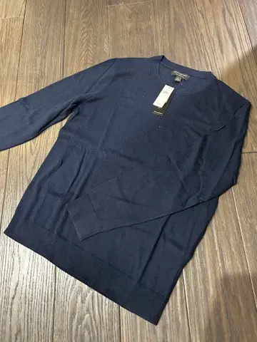 새상품 BANANA REPUBLIC 네이비 얇은 소재 스웨터 L