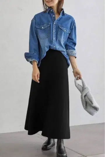 SLOBE IENA 슬로브 이에나 밀라노 리브 니트 플레어 스커트 블랙