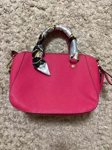 스카프 포함 핑크 미니 핸드백