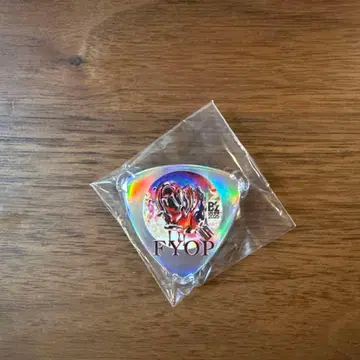 B'z 라이브 짐 2025 FYOP 피크 배지