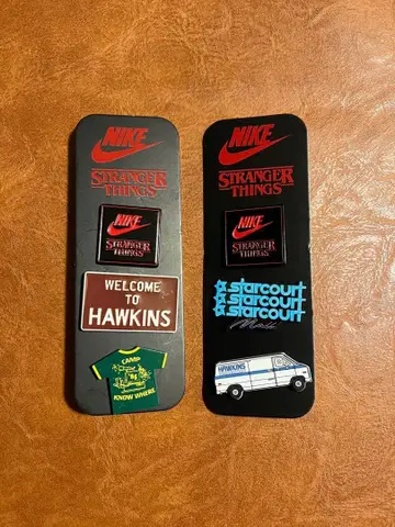기묘한 이야기 x NIKE 핀 배지