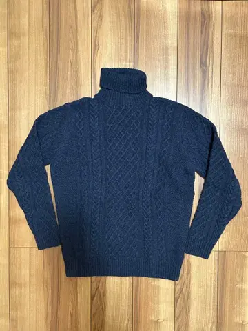 유나이티드 애로우즈 A DAY IN THE LIFE 터틀넥 새상품급