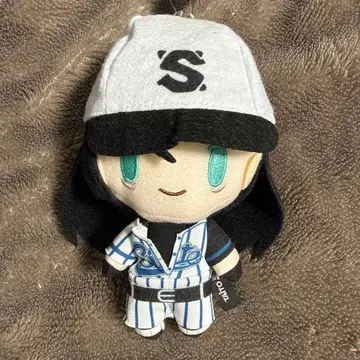 Ado 라운드 원 콜라보 레디메이드 마스코트