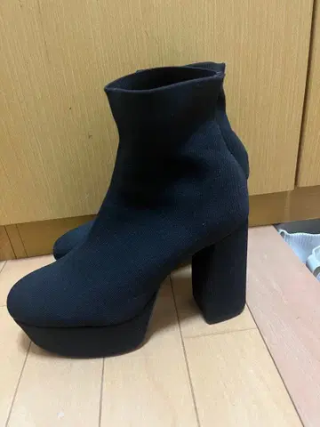 ESPERANZA  통굽 니트 숏부츠 M