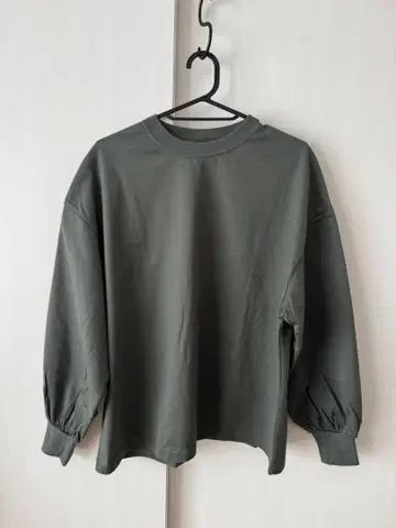 HYKE 하이크 롱 슬리브 볼륨 소매 티셔츠 긴팔 여성용