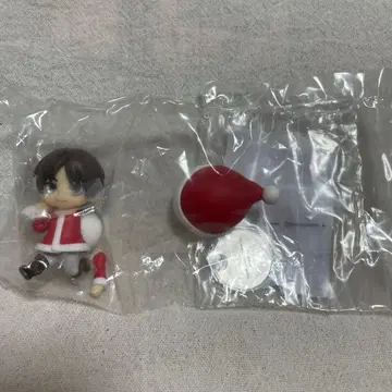 진격의 거인 넨도로이드 푸치 엘렌 산타 의류 ver.