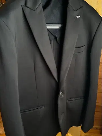 우노피우 수트 1piu