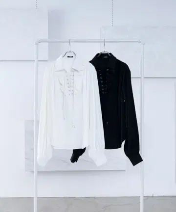 레이스업 프릴 셔츠