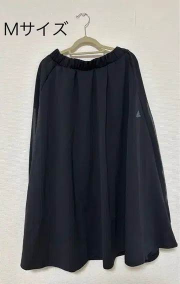 adidas 롱 스커트 블랙 컬러 M 사이즈