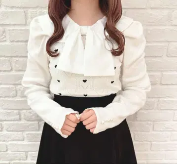 evelyn 에블린 하트 시스루 리본 니트