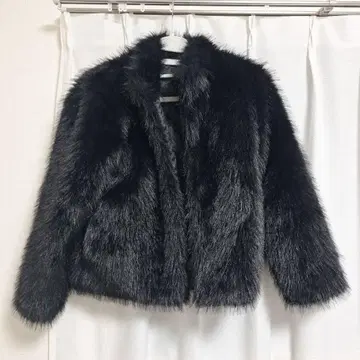 블랙 퍼 숏 자켓