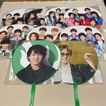 WEST. 부채 묶음 판매