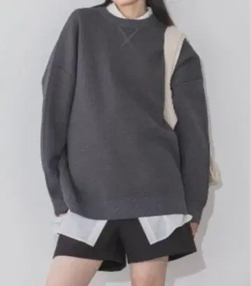 지나시스 자카드 볼륨 슬리브 풀오버 다크 그레이 (라메 입)