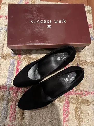 미사용 새상품 와코루 서세스워크 펌프스 24cm