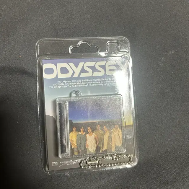 메가커피 Odyssey 앨범 키링