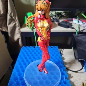 아스카 피규어 빨간색/옐로우 컬러